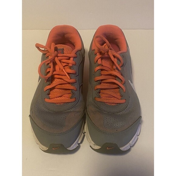 Nike Reax Run 9 Running Training Shoes Gray Coral Women Size 6 - Picture 2 of 8